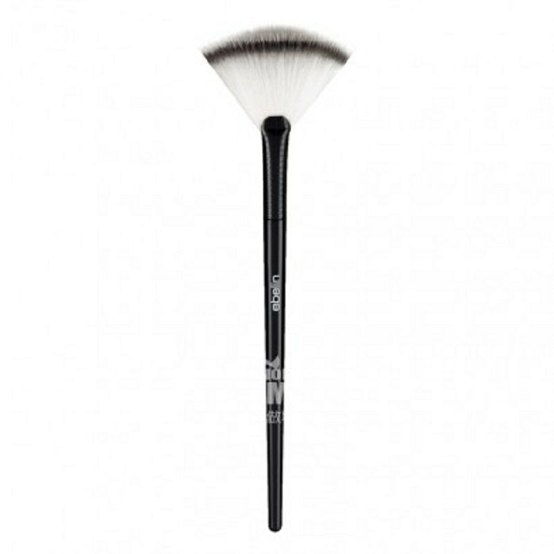 Ebelin 德國伊貝琳扇形腮紅修容刷 海外本土原版